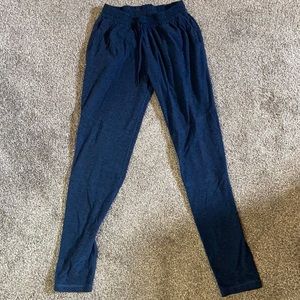 Outdoor Voices sweatpants